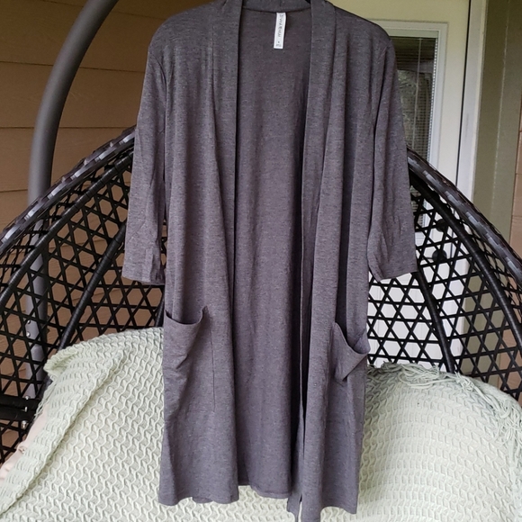 Brand new - long layering cardigan - Picture 5 of 9